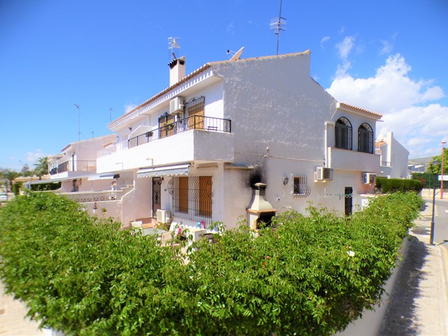 Townhouse in Campello