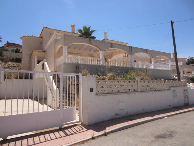 Villa in El Campello